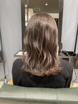 レナータ ヘア(Renata hair)&nbsp;ミディアムグレージュ