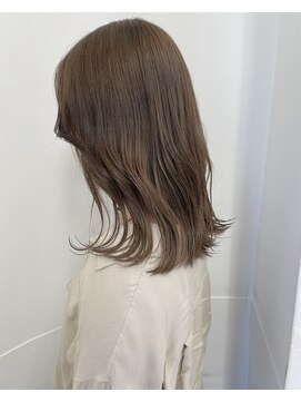 ヘアーアトリエ ネヴェア(hair atelier NEVAEH) greige