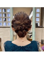 ヘアー デザイナーズ クルー ドルフィン(HAIR DESIGNERS CREW dolphin)&nbsp;シニヨン