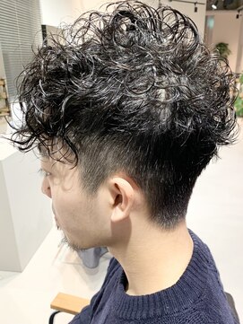 イズ(iss) 【iss/名古屋/大須】スペインカール