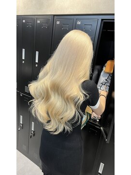 ラピス 大阪心斎橋店(Lapis) 抜きっぱなしブロンドスタイル