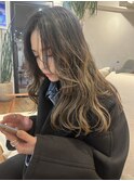 外国人風ハイブリーチハイライト