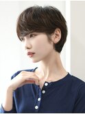 切りっぱなしショート・ボブ/絶壁解消/前髪なし/20代/30代/丸顔
