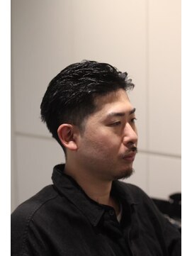 キングスマントーキョー 多摩センター2nd(KINGSMAN TOKYO) フェード×ツーブロックオールバックスタイル