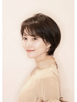 アンベリールフルー(EMBELLIR fleur) ナチュラルショート