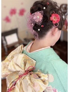 サロンドミナ(SALON DE MINA) カールアップ