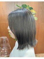 ユキ 八事(yukii)&nbsp;オリーブグレージュ/透明感カラー/ブリーチカラー/水素カラー