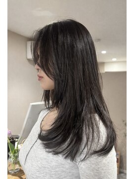 ソルバイシーループユナイテッド(soru by C-LOOP UNITED) 透明感/韓国ヘア/グレージュ/暗髪