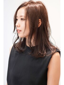 ザ リアン タチカワ(The Lien TACHIKAWA) 大人可愛いワンカール・ミディ