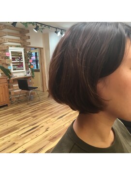 ピッカヘアーデザイン(PICKA hair-design) くせ毛を生かしたショートカット