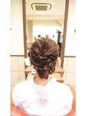 [neolive cino] くるりんぱ、ツイストヘアアレンジ☆