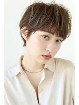 エクリ 麻布十番(equri) 大人可愛いマニッシュショート