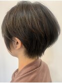 オシャレ際立つくびれマッシュショート×品格漂うアッシュカラー