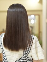 イリーブ(elieve)&nbsp;いままで一度も縮毛矯正を当てたことない方でも実感できる