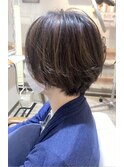 白髪ぼかしハイライト ショートボブ