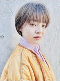 大人かわいいミルクティーブラウン 前下がり小顔ショートボブ