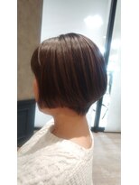 美容室 クリア ショートボブ