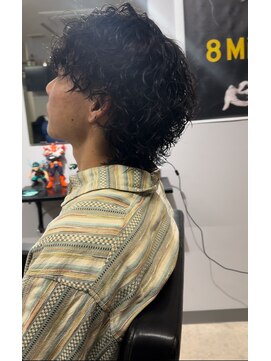 エルエーゴールドクラブ(LA GOLDCLUB) センターパートツイスパ波巻きパーマスパイラルメンズカット