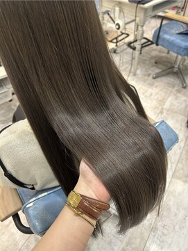 アルーシェ 心斎橋(Alushe) 美髪グレージュ