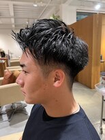 シーツー 三吉店(C2) アップバングショート