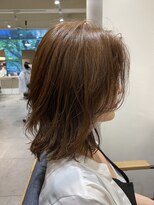 エトラ 渋谷店(etora)&nbsp;レイヤーカット　ワンカール　オリーブカラー