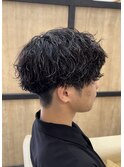 刈り上げツーブロック波巻きスパイラルパーマメンズマッシュ