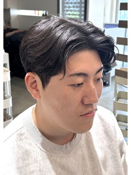 ノイセル(Noisyle) 韓国風カルマセンターパートダウンパーマ