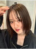 顔周りレイヤーカットくびれヘアミルクティーベージュカラー