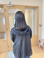 エミイ 鎌倉(eMii.) ミディアムストレートヘア