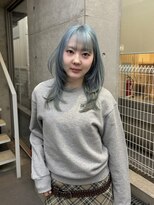 ローウェ 表参道(Louwe)&nbsp;《Rinon指名》水色カラー ミディアムハイレイヤー