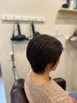 レーヴ(REVE) 丸みショートボブ
