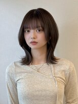 アルティーナ(altina) ミディアムレイヤー/くびれミディ/ダークブラウン