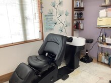 サロンド JOYの雰囲気（開放感ある空間で、あなただけの最新トレンドスタイルを。）