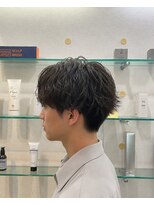 ビーシャイン(B-SHINE) メンズパーマ/メンズカット/シェービング/眉毛/メンズサロン