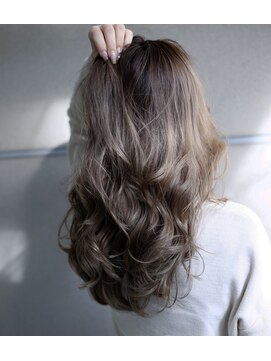 マイティ バイ エイチ(mighty by H) 【mighty】グレージュ×イルミナカラー×バレイヤージュ