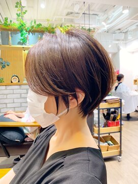 アヴァロン(AVALON) 【30代40代】横顔美人な絶壁解消ショートパーマ「永田カズヤ」