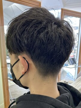 ヘッズ 本八幡店(HEADS) MEN'S HAIR センターパート ツイストスパイラル コンマヘア