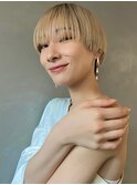 マッシュショート×ハイトーンベージュ