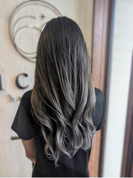 イコウヘアデザイン(icou hair design) デザインカラー◆シルバー系
