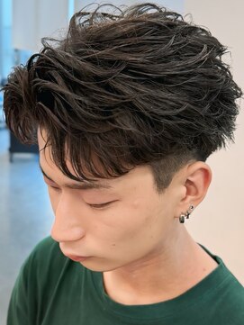 バース バイ ハピネス(BIRTH by happiness) 奈良men's短めフェザーパーマフェザーショート