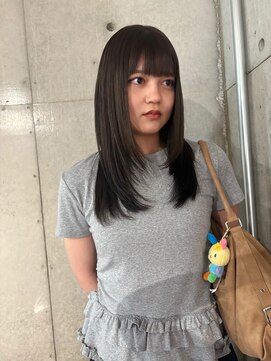 スリバー(sliver) 【松井蓮】低めレイヤーで下ろしても、くくっても可愛いレイヤー