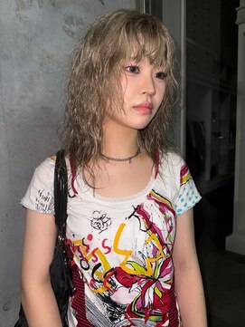 ラパンセヴェール(LA PENSEE VERT) 柔らかいベージュカラー