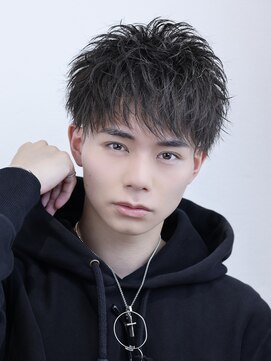 ショートマッシュツーブロック刈り上げ