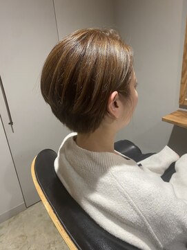 サンク(thank) ハイライトショートボブ