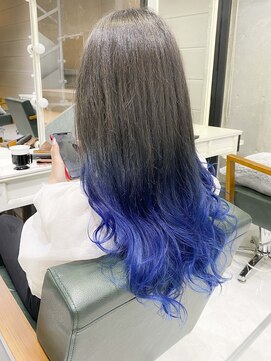 デイズ(days) 毛先ブルーカラーバター☆アッシュグラデーションカラー 夏ヘア