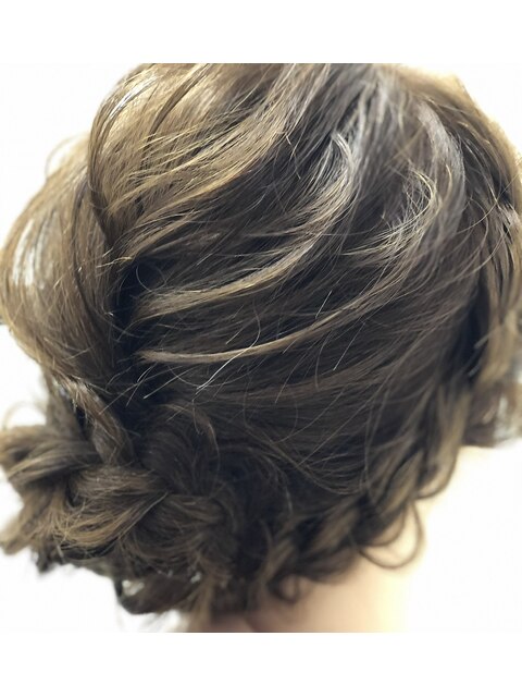 ヘアアップ【シニヨン】