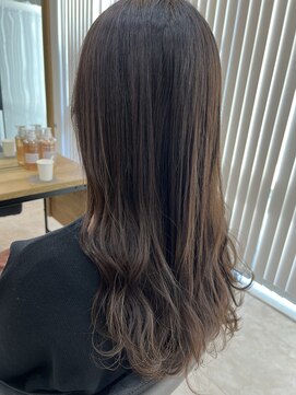 エリス ウメダ(Eliss umeda) 【冬カラー】透け感ベージュカラー