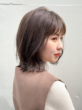 シロ(SiLO) 切りっぱなし○アッシュベージュ　天神大名/ヘッドスパ/髪質改善