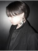 スーツ短髪ツーブロックモテる黒髪シークレットパーマ流行