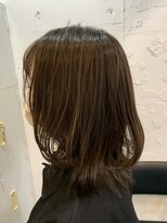 エム(EM)&nbsp;ミルクティーベージュカラーレイヤーカットウルフカット韓国